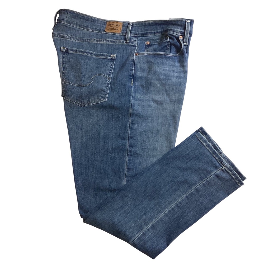Signature Levi Strauss Jeans Women 16S Mid Rise Slim Medium Wash Denim Pants